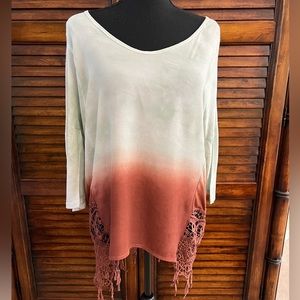🌺Gimmicks Women’s Tie Dye Top Sz Small🌺 Buckle